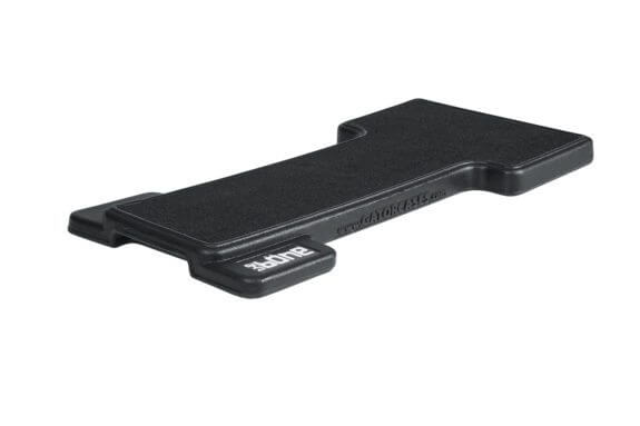 Gator Cases | Bone Pedal Board; W/ Carry Bag & Power Supply