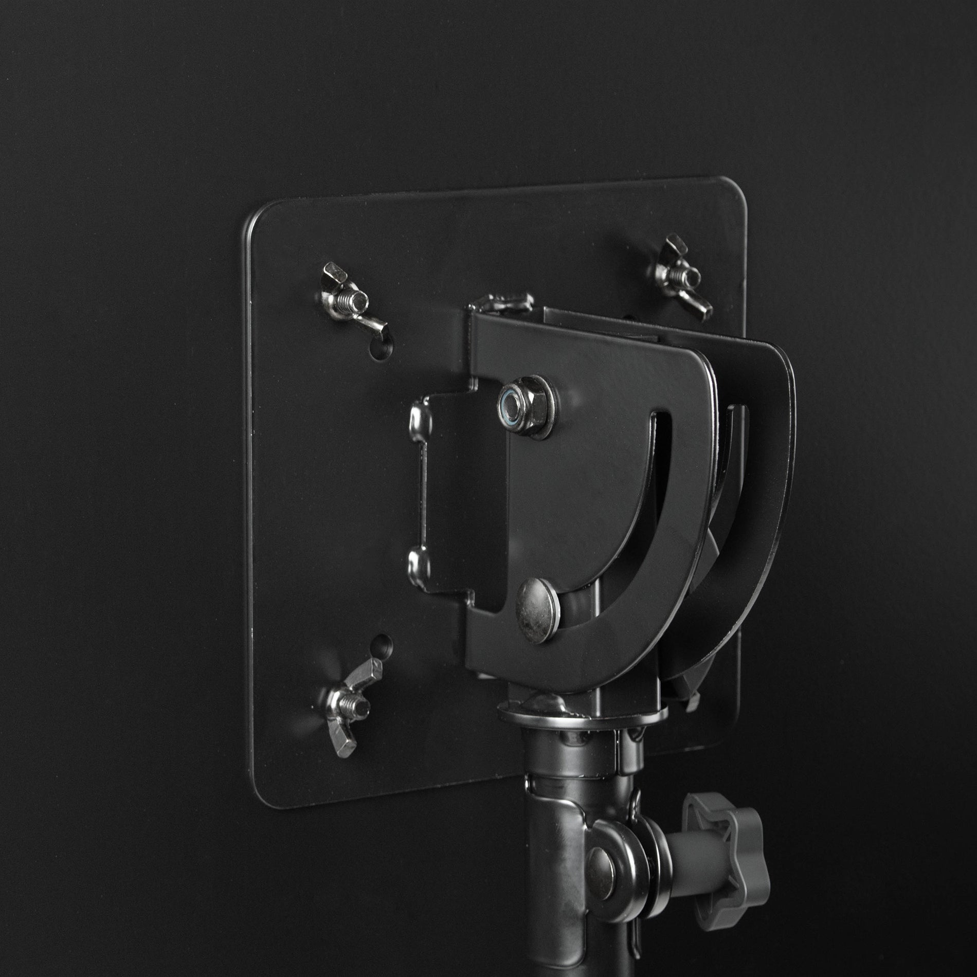 Gator Frameworks | Compact Adjustable Media Tray Stand