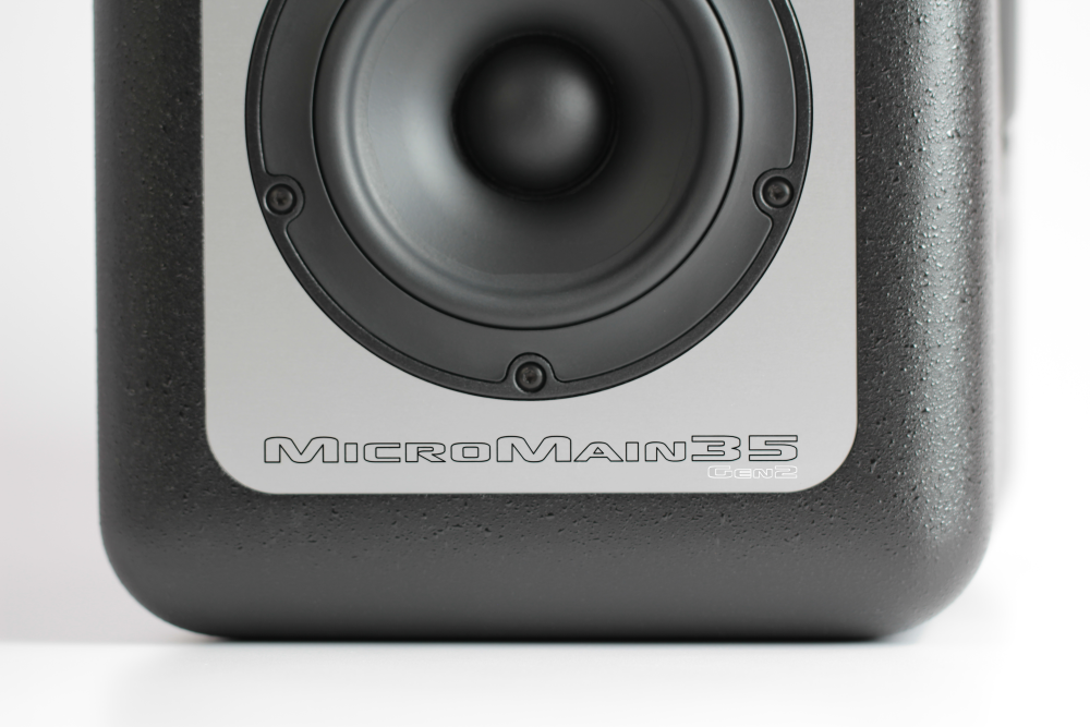 Barefoot Sound MicroMain 35 3-way active monitor with MEME™ Technology (Pair)